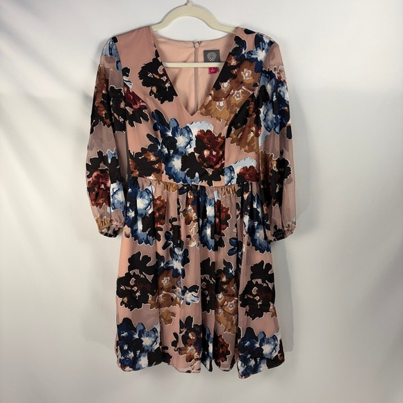 Vince Camuto Dresses & Skirts - Vince Camuto Floral Sheer Sleeve Dress V-Neck Fairycore Balletcore Pockets